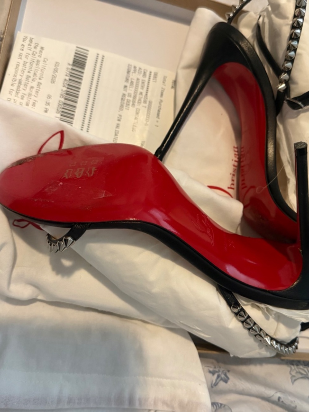 Shoes - Picture 2 of 7